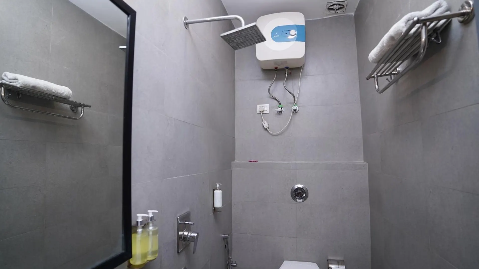 Hotel Mira Residency- Outer Ring Road, Paschim Vihar Delhi