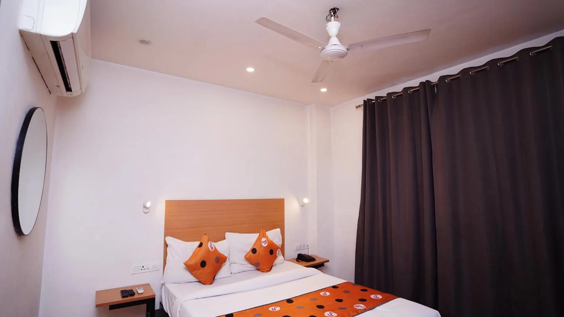 Hotel Mira Residency- Outer Ring Road, Paschim Vihar Delhi  3*, New Delhi India
