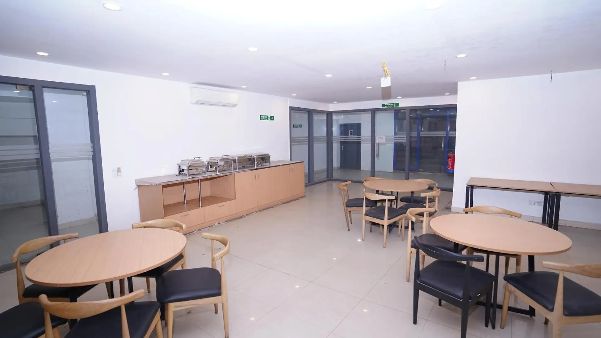 ***  Hotel Mira Residency- Outer Ring Road, Paschim Vihar Delhi  India