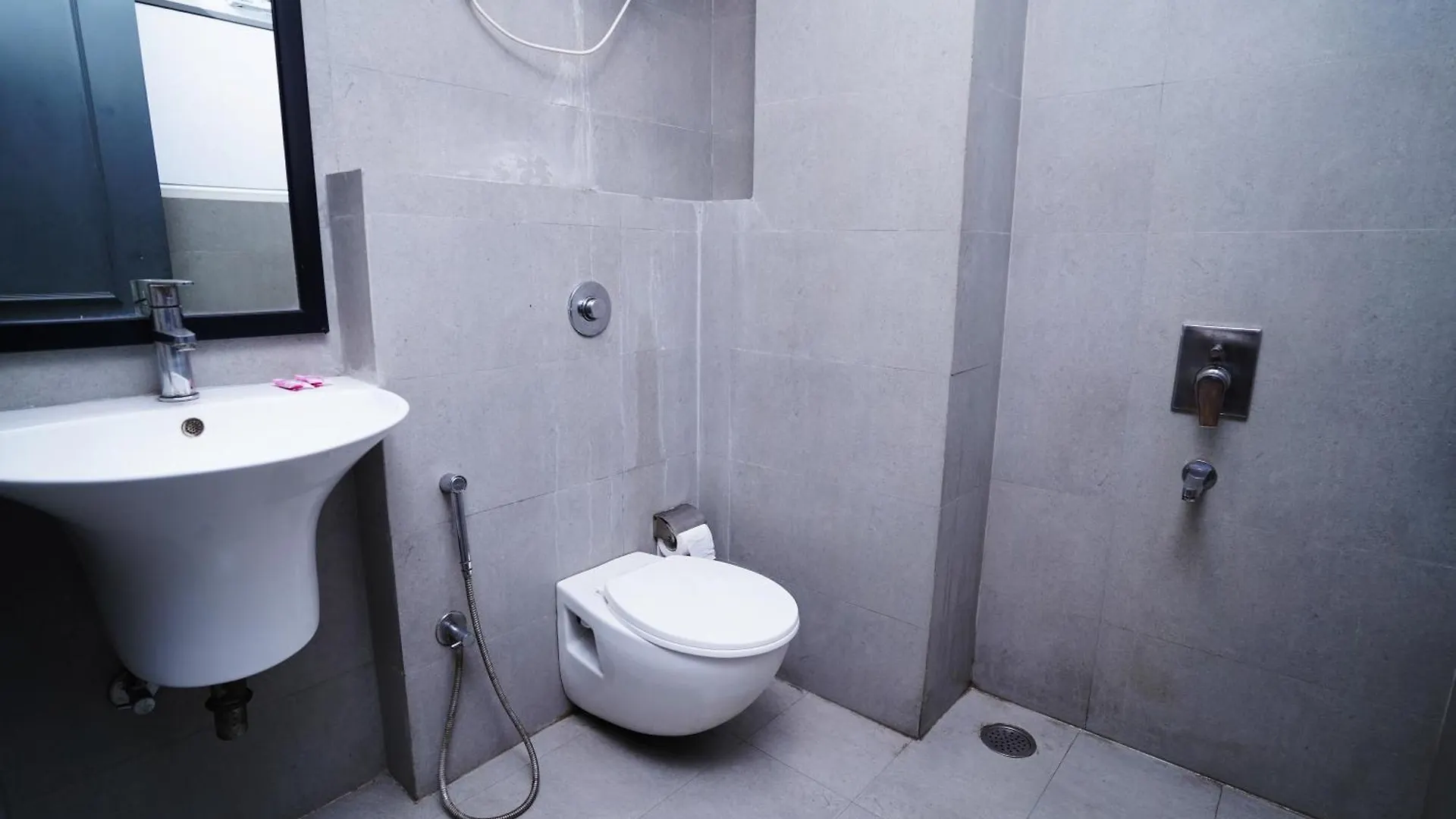 Hotel Mira Residency- Outer Ring Road, Paschim Vihar Delhi  New Delhi