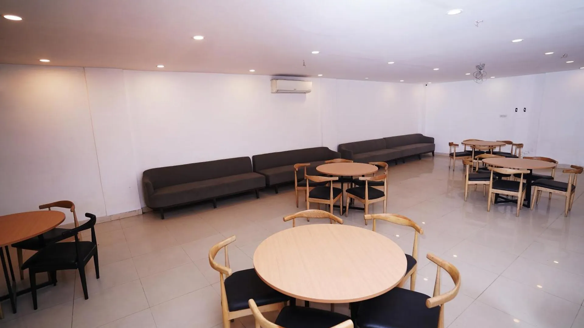 Hotel Mira Residency- Outer Ring Road, Paschim Vihar Delhi